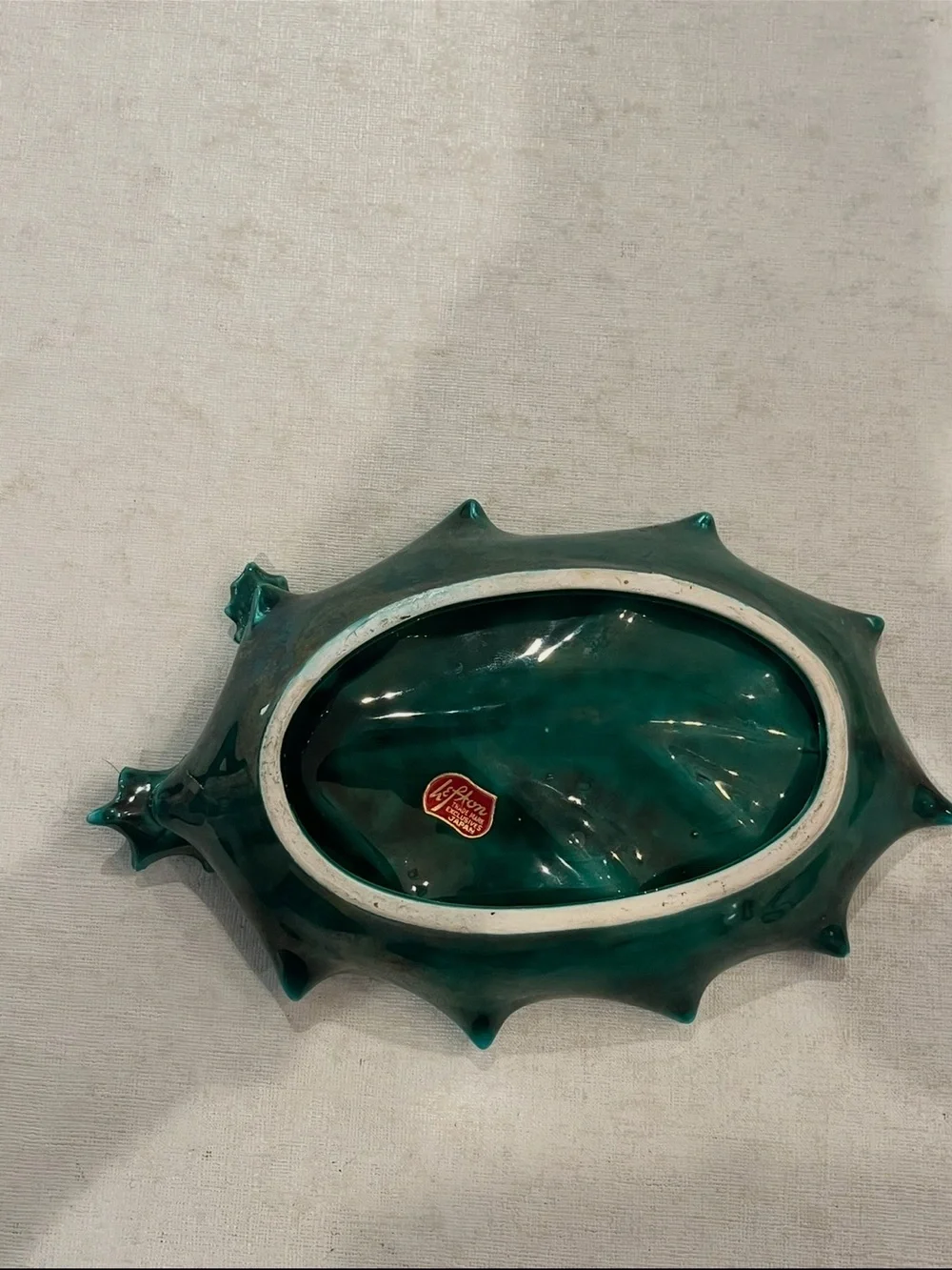 Vintage Lefton Holiday Holly Leaf Ceramic Dish in Dark Green with Red Berries.